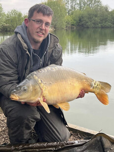 Peg 6, mirror carp, weight 29.8