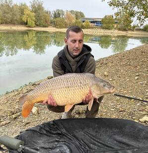 Stunning common carp, peg 3, weight 27lb